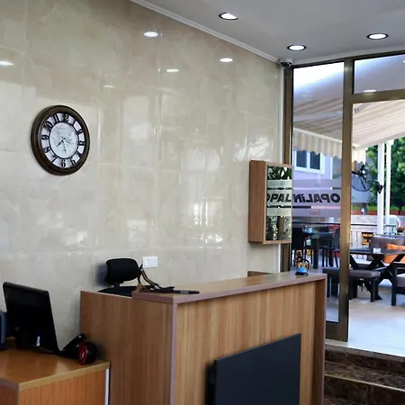 Hotel Opalin *
