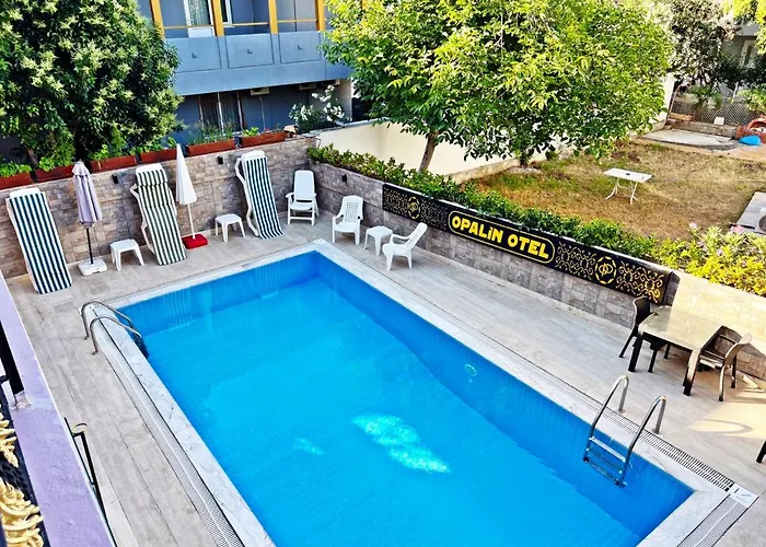 Hotell Opalin *