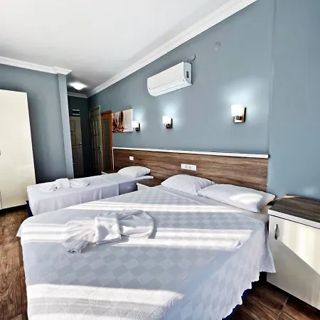 Opalin Szálloda Kemer